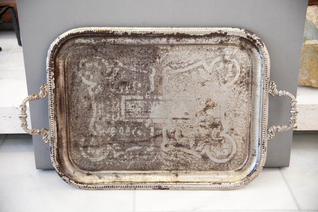 Metal tray